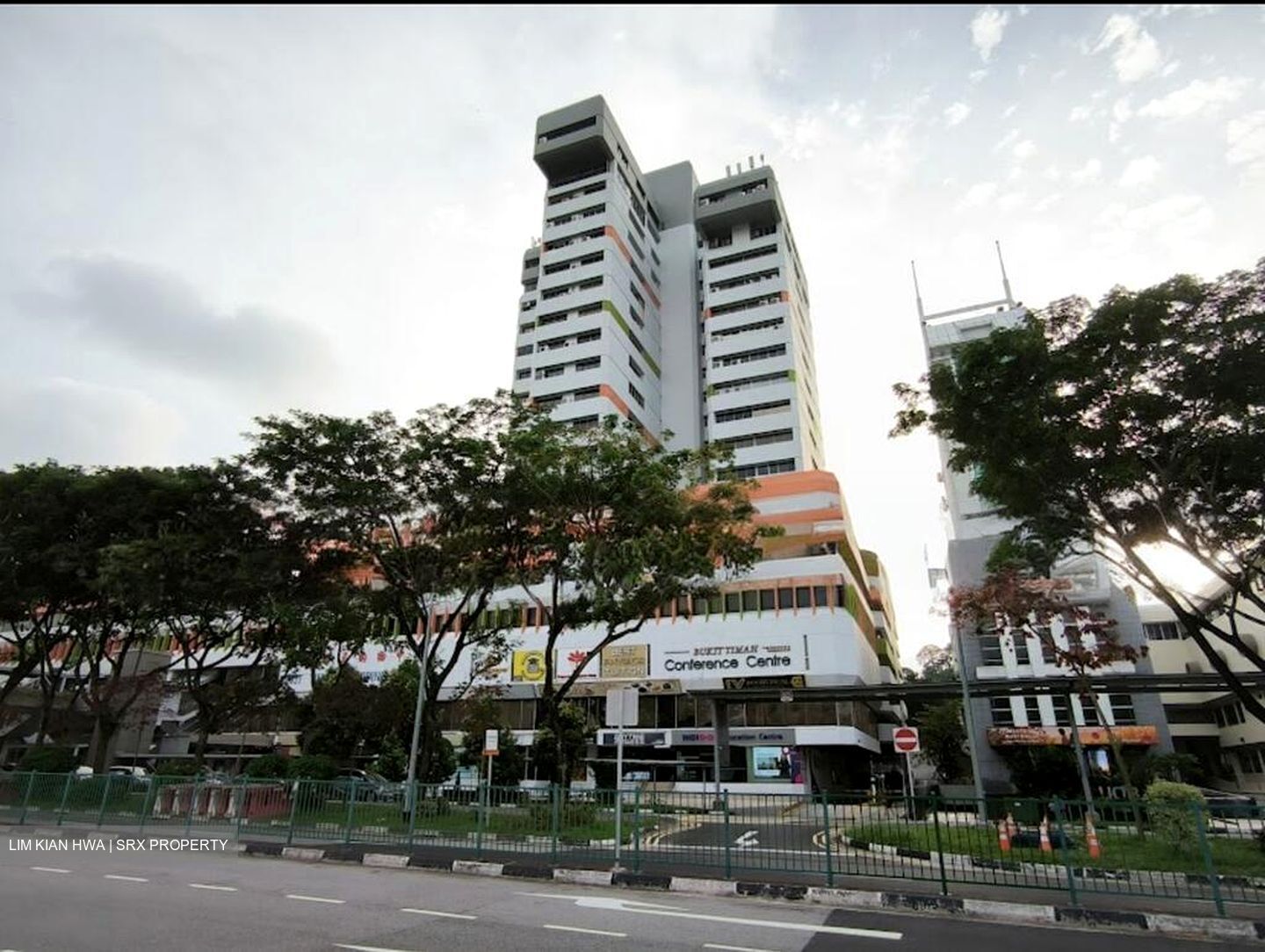 Bukit Timah Shopping Centre (D21), Shop House #513860071